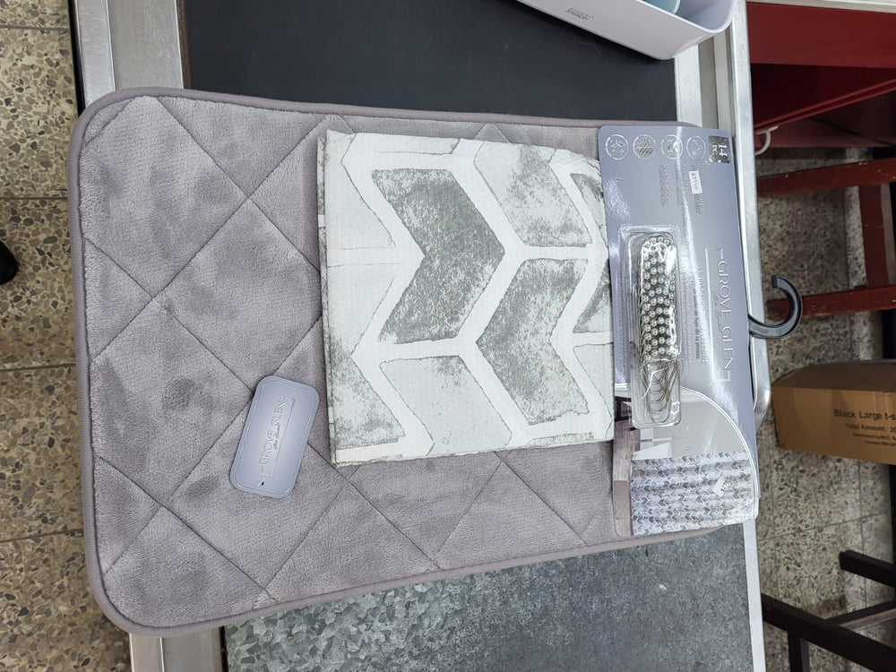 Grey Bath Mat with Shower Curtain