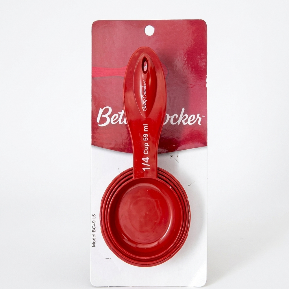 Red Betty Crocker Plastic Measure Spoons-7.5x3.5x2.6"
