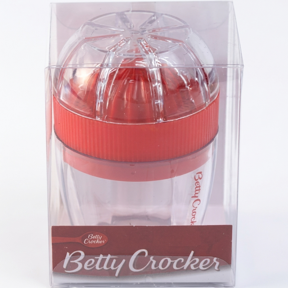 Lemon Squeezer Betty Crocker Plastic Small